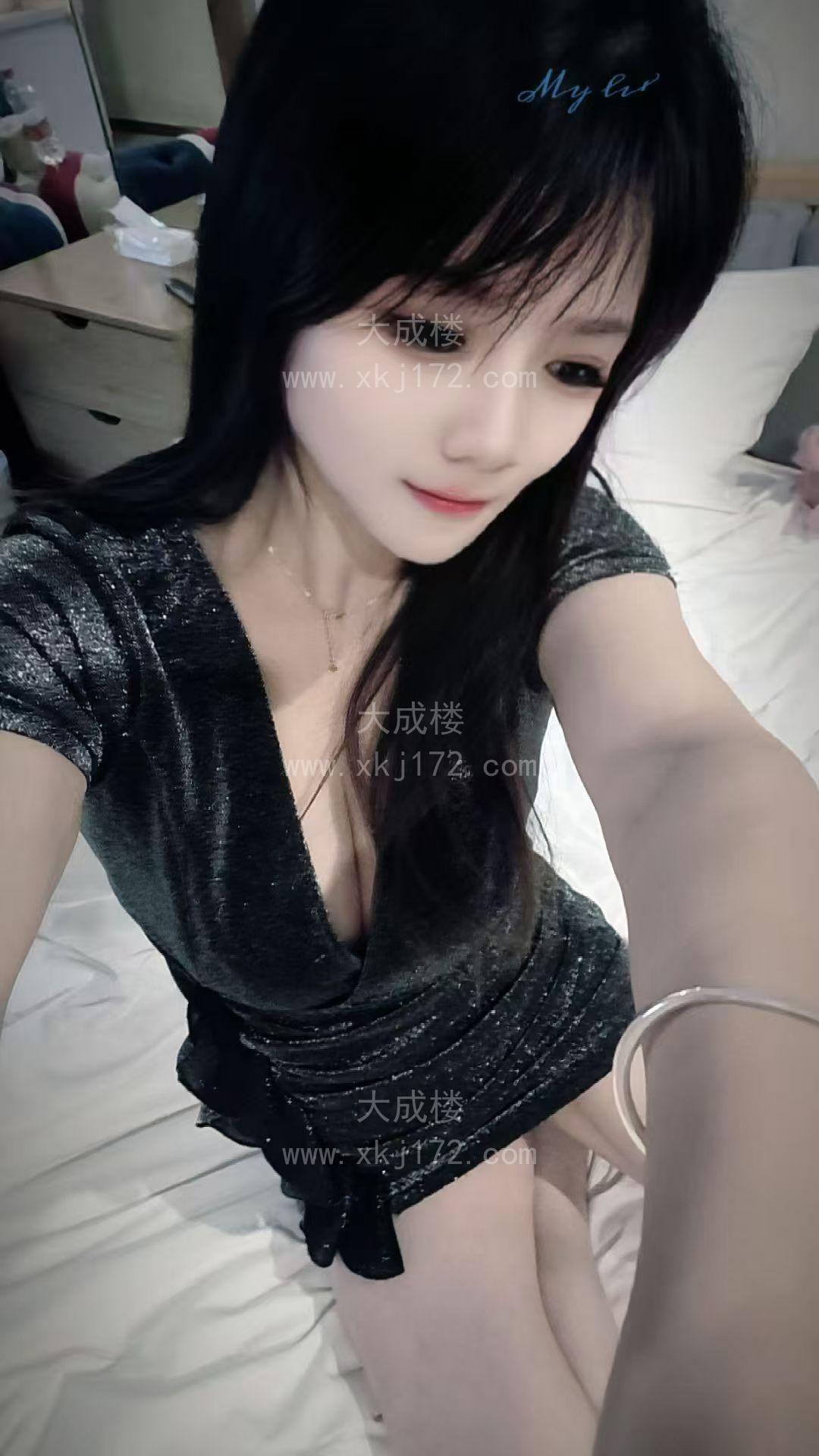 自聊大奶子精致少妇晓晓