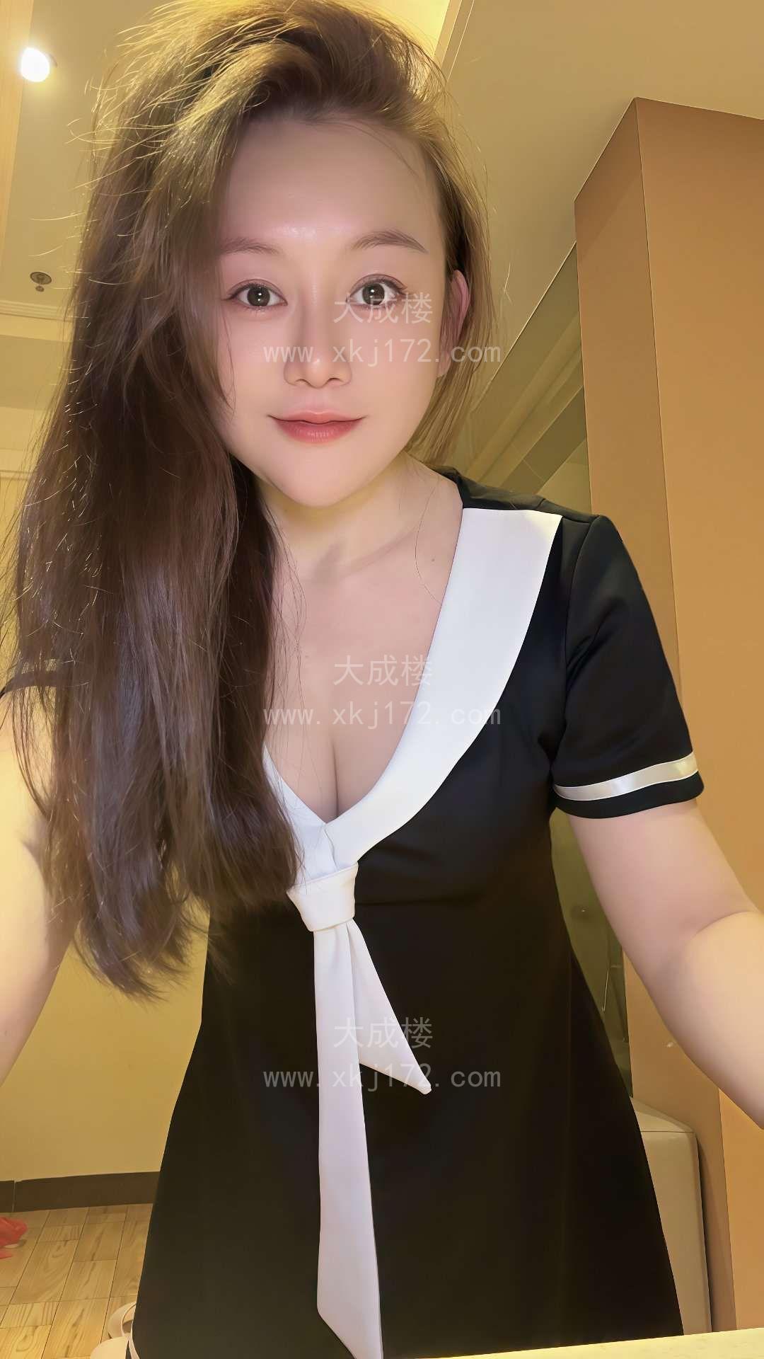 嘉禾乐乐照片真实自拍